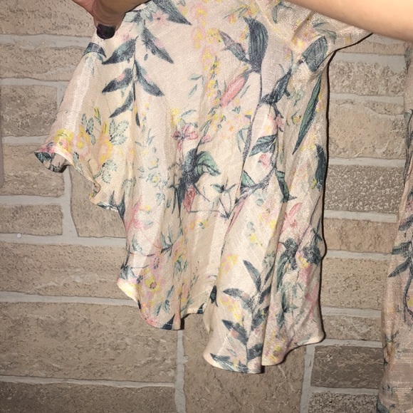 ✅Lauren Conrad Blouse - Picture 3 of 8